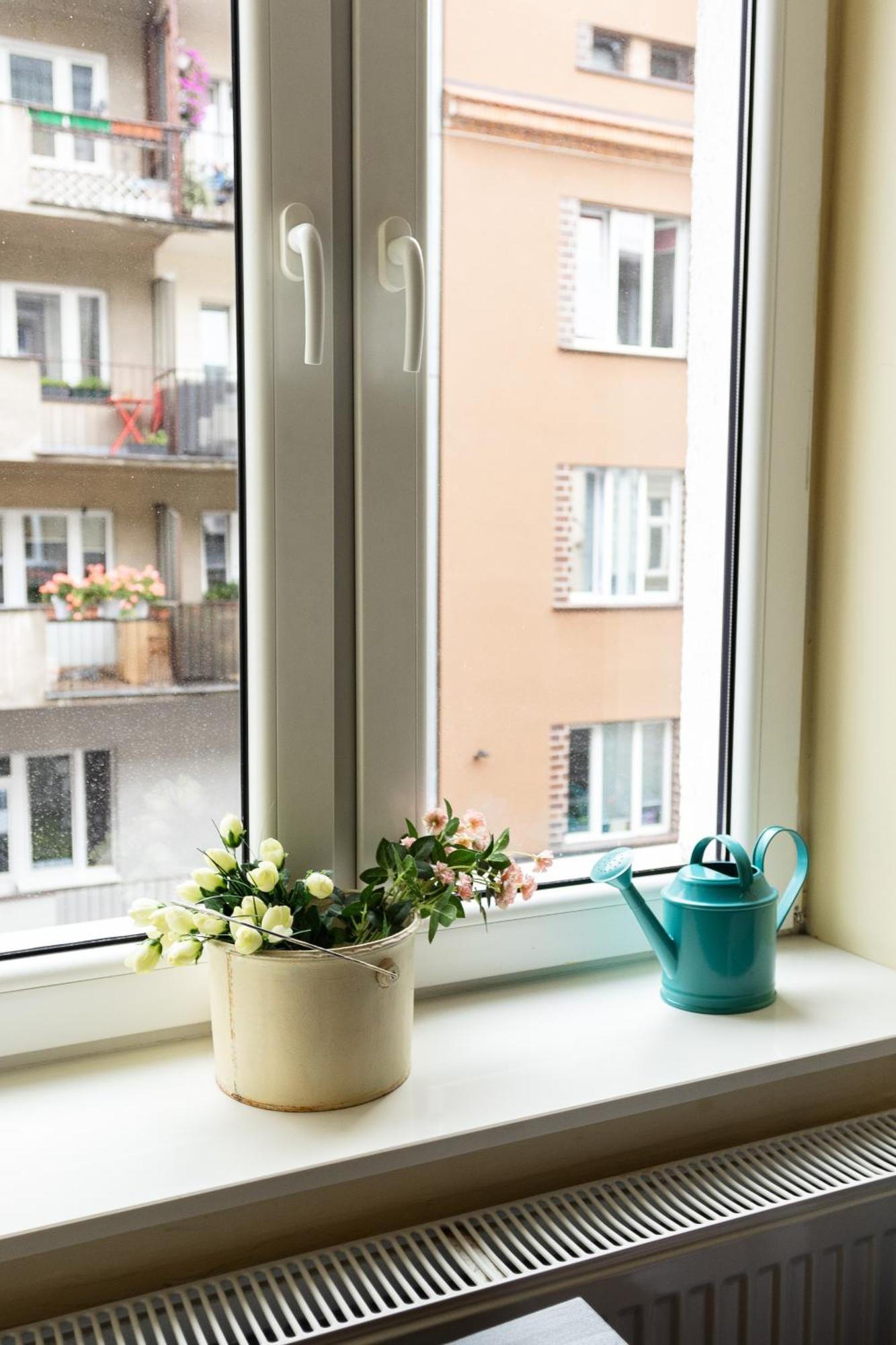 Homely 4 Bedroom Apartment - Old Town - By Upstairs クラクフ エクステリア 写真